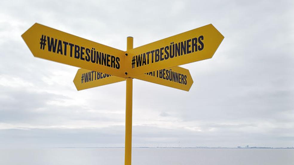 Wegweiser: Auch die ehemalige Bohrinsel bei Dyksterhusen gehört zu den besonderen Wattenorten. © Foto: Watten-Agenda