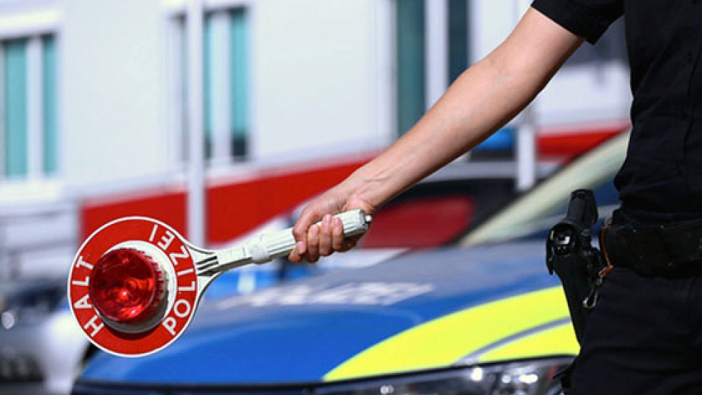 Eine 58-jährige Frau aus Weener stand unter Drogeneinfluss, als sie mit ihrem Opel unterwegs war. Eine Fahrerlaubnis hat die Rheiderländerin nicht. © Foto: Polizei