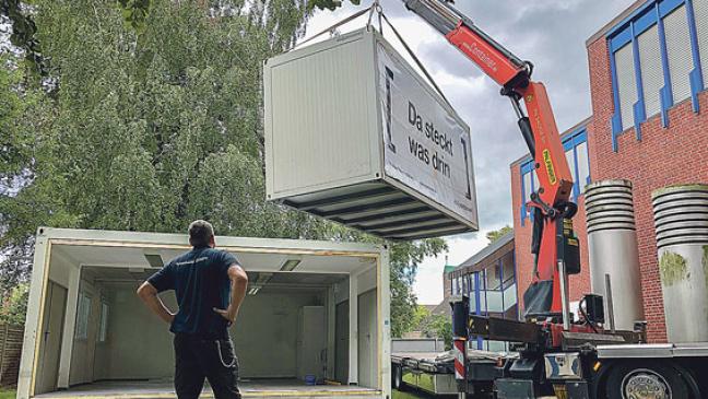 Mobile Werkstatt für die Malschule