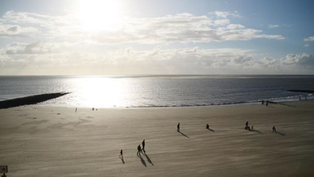 Schwimmerin rettet Frau aus Notlage