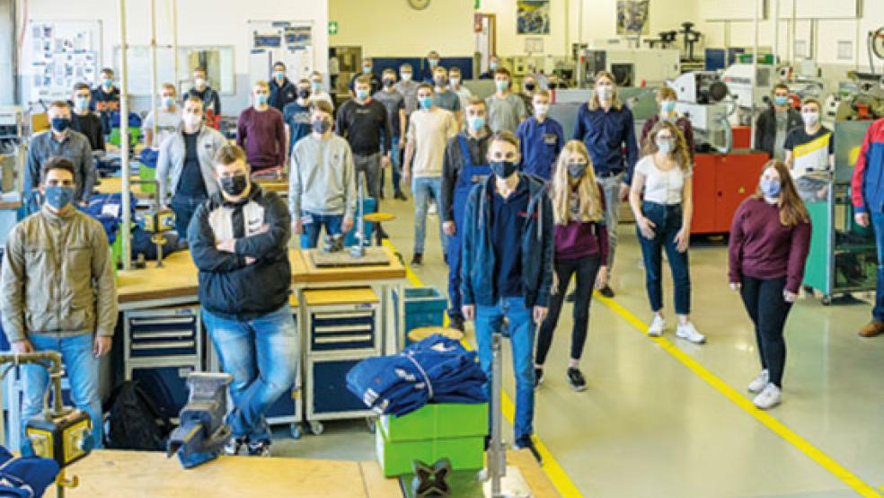 Die neue Auszubildenden lernten sich in kleinen Gruppen kennen. © Foto: Wessels (Meyer Werft)