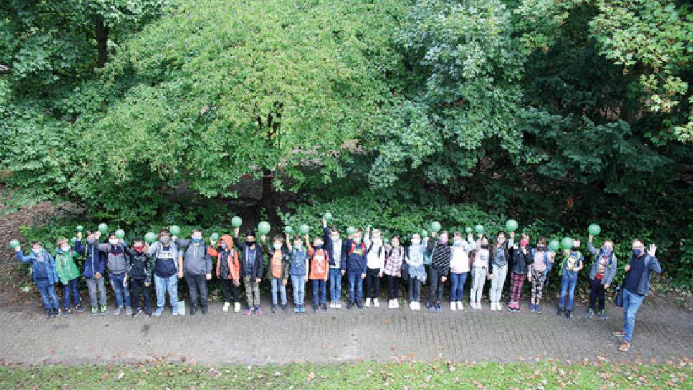 Ein Teil der neuen Fünftklässler an der Oberschule in Weener.  © Foto: Oberschule Weener