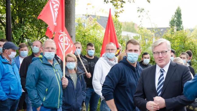 Minister will in Papenburg Brücken bauen