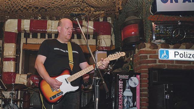 Plattdeutsche Texte schön rockig »verwurstet«