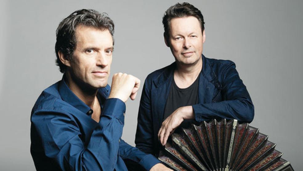 Carel Kraayenhoff, Bandoneon, und Juan Pablo Dobal, Klavier (links), kommen ins Kunsthaus im Hessepark.  © Foto: privat