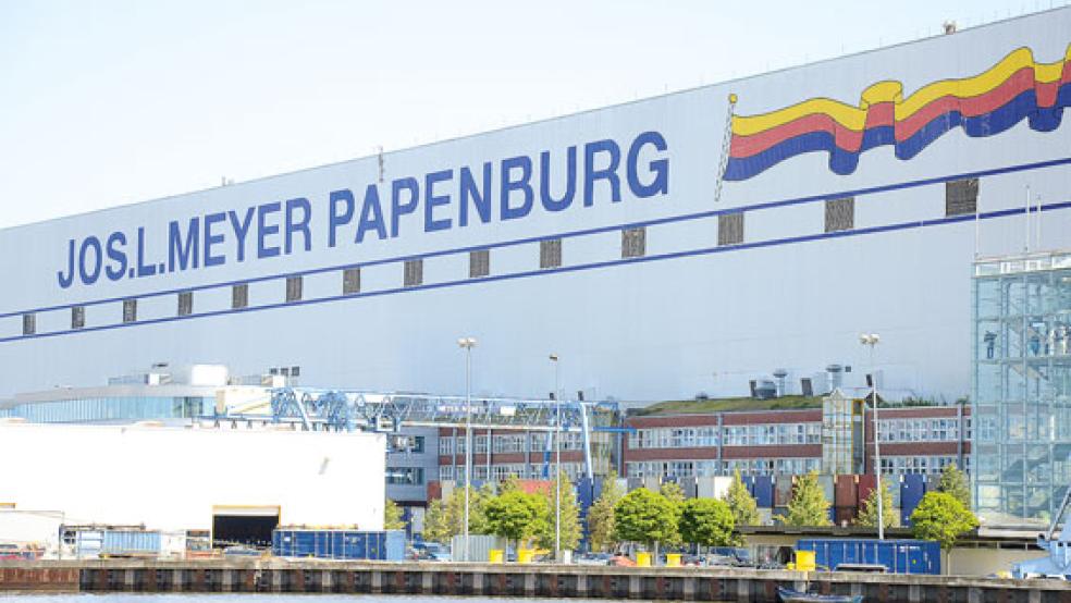 Wie ernst die Lage der 1795 gegründeten Werft ausgerechnet in ihrem Jubiläumsjahr (225) ist, hatte die Geschäftsführung erst vor gut einer Woche in Papenburg bei den Gesprächen zum zweiten Runden Tisch zur Zukunft des Kreuzfahrtschiffbaus in Niedersachsen deutlich gemacht. © Foto: RZ-Archiv