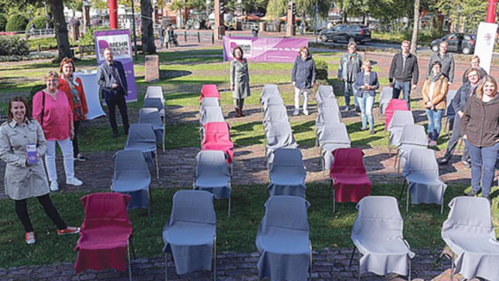 Das Bündnis »50:50« warb in Papenburg dafür, dass sich mehr Frauen in der Kommunalpolitik engagieren sollen. © Foto: Stadt Papenburg