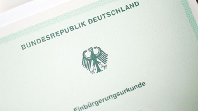 Weniger neue Staatsbürger im Kreis Leer