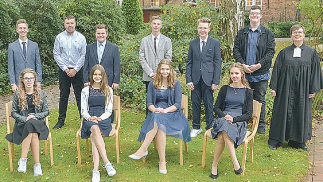 Jugendliche bekennen sichzum Glauben