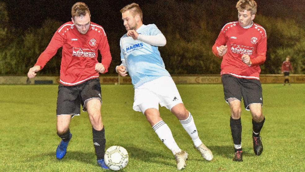 Das Spiel zwischen Bunde III und Burhafe II war eine enge Angelegenheit. © Foto: Bruins