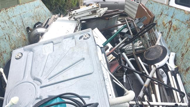 »Wir sammeln Schrott«