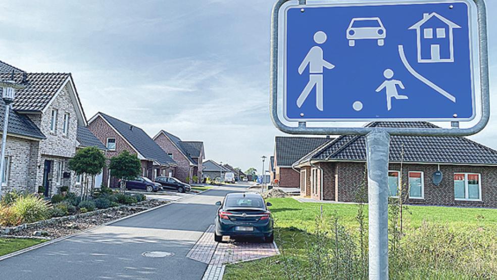 Verkehrsberuhigte »Insel« inmitten eines Tempo 30-Wohngebiets: Im Meedenweg darf nur Schritttempo gefahren werden. Das sorgt in der Nachbarschaft für Unverständnis. © Foto: Hanken