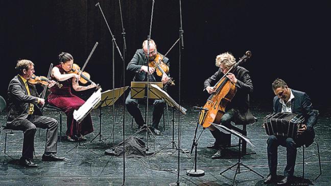 Ein musikalischer Schmelztiegel im Theater an der Blinke