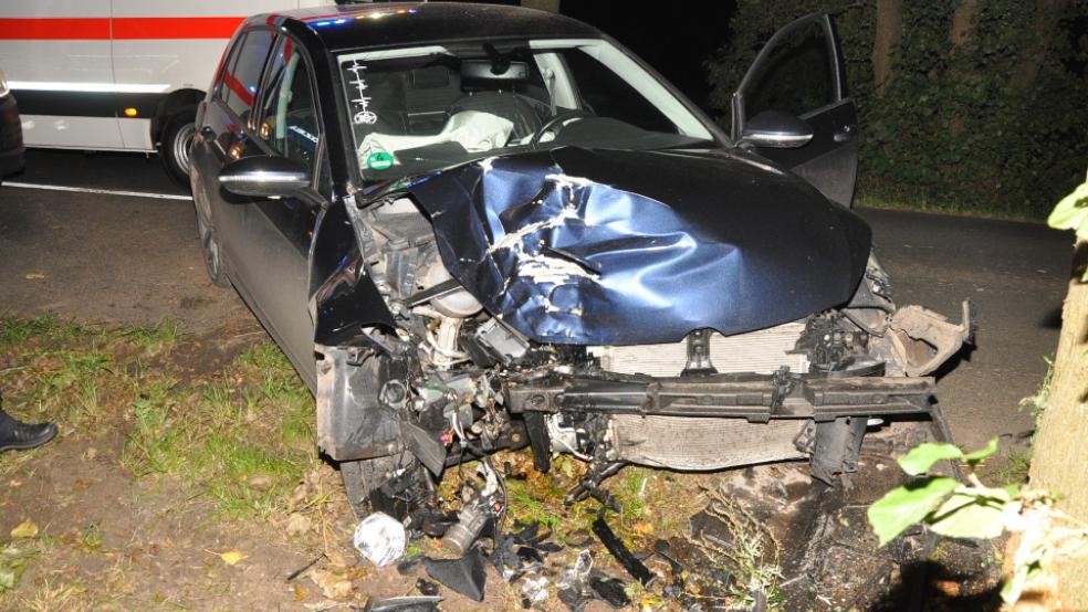 Der Fahrer wurde leicht verletzt, sein Wagen besitzt nur noch Schrottwert. © Wolters