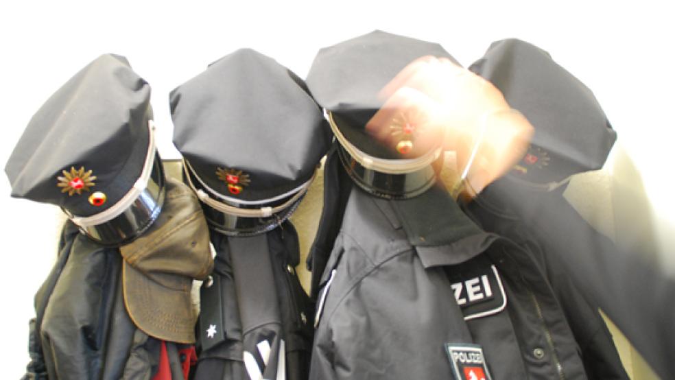 Die Polizei hat am Sonnabend bei einem Treffen der Tuning-Szene in Papenburg mehrere Platzverweise erteilt. © Foto: Hanken