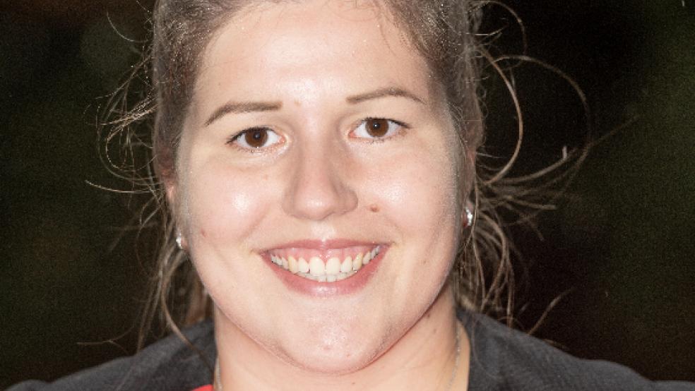 Anja Petzold erzielte gegen Völlenerkönigsfehn den zweiten Saisontreffer der Jemgumerinnen. © Foto: Bruins