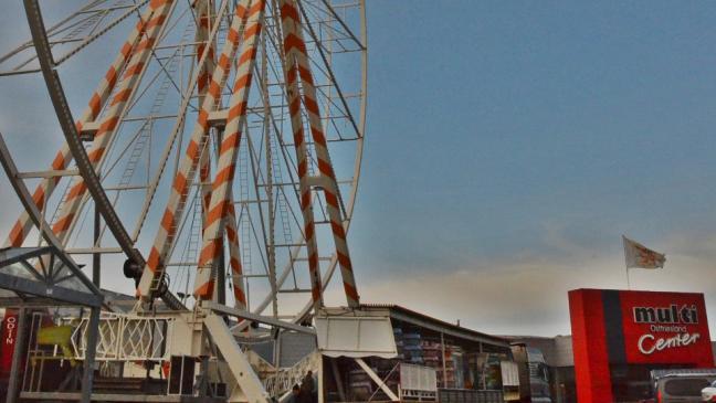 Riesenrad und Autoscooter