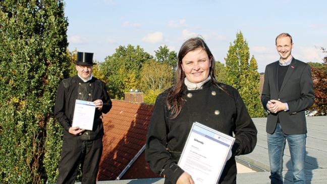 Sie lebt Tradition des Schornsteinfegers gerne weiter