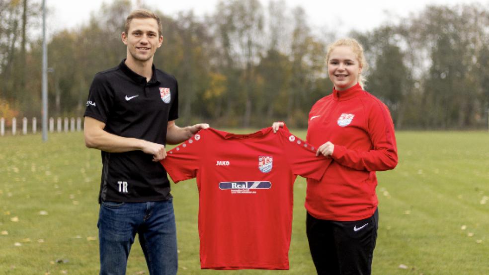 Lara-Marie Cordes spielt künftig unter Trainer Jan-Henrik Koppelkamm beim SV TiMoNo in der Oberliga Fußball. © Foto: privat