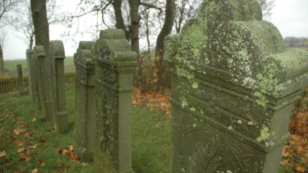 Der jüdische Friedhof am Speckfenneweg in Jemgum. © Foto: Szyska