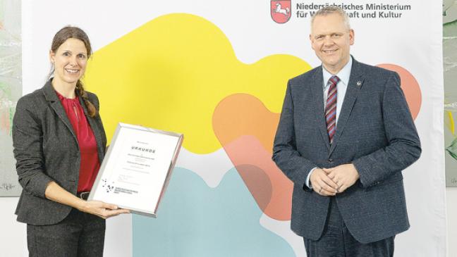 Preis für Emder Professorin