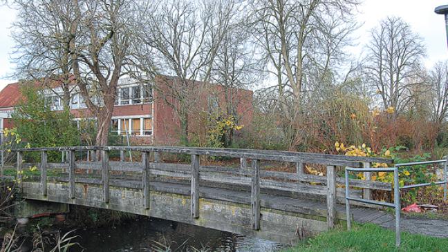 Stadt saniert Brücke über das Sieltief