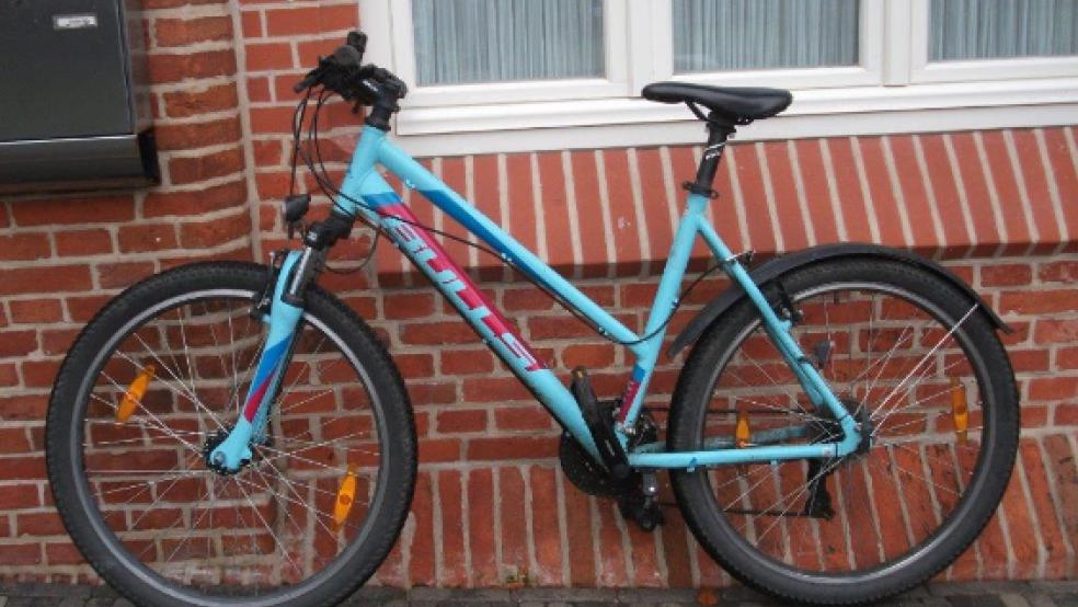 Wer kennt dieses Fahrrad? Die Polizei sucht nach den Eigentümern.  © Polizei