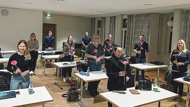 Neben dem Beruf intensiv auf Prüfungen vorbereitet