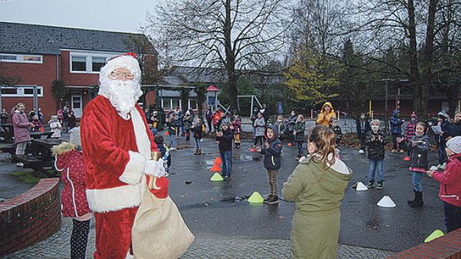 Der Nikolaus bringt 230 Stutenkerle mit