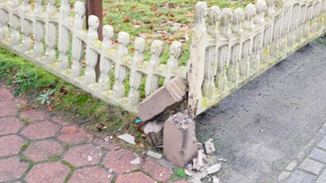 Gegen Zaun und gegen Mauer geprallt
