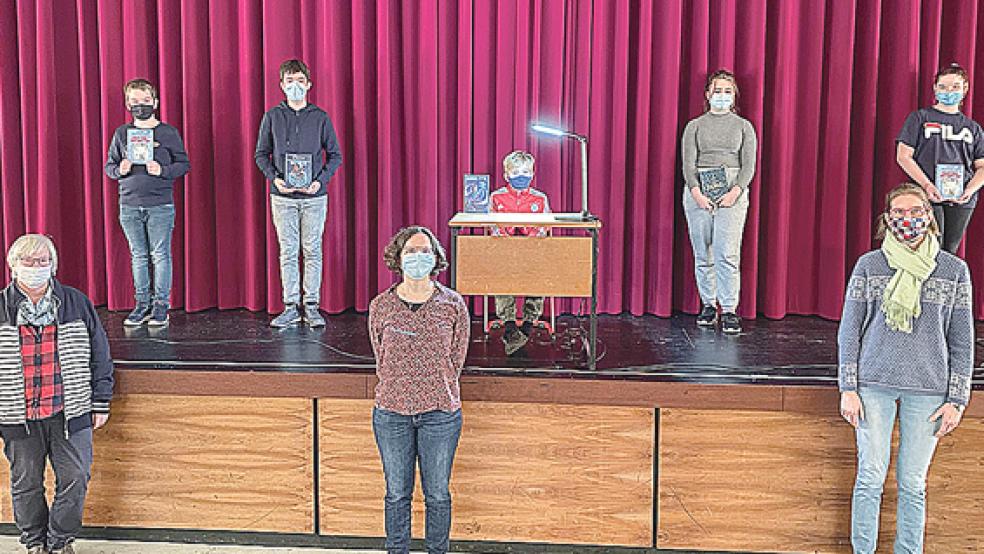 Das Finale des Vorlesewettbewerbs an der Oberschule in Weener fand dieses Mal in der großen Schulaula statt.  © Foto: Oberschule