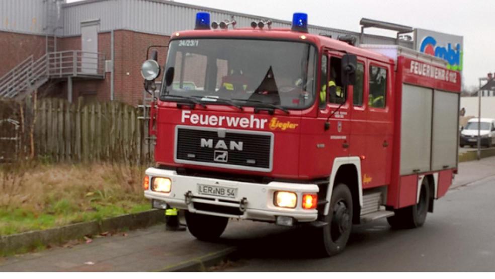 Die Feuerwehr rückte heute an die Kirchhofstraße aus. In einem dortigen Supermarkt hatte die Brandmeldeanlage ausgelöst. Das hatte technische Gründe, ein Feuer gab es nicht. © Foto: Feuerwehr/Rand