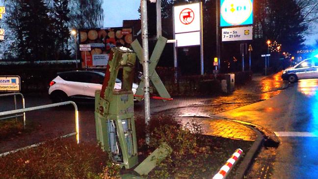 Schrankenanlage schwer beschädigt