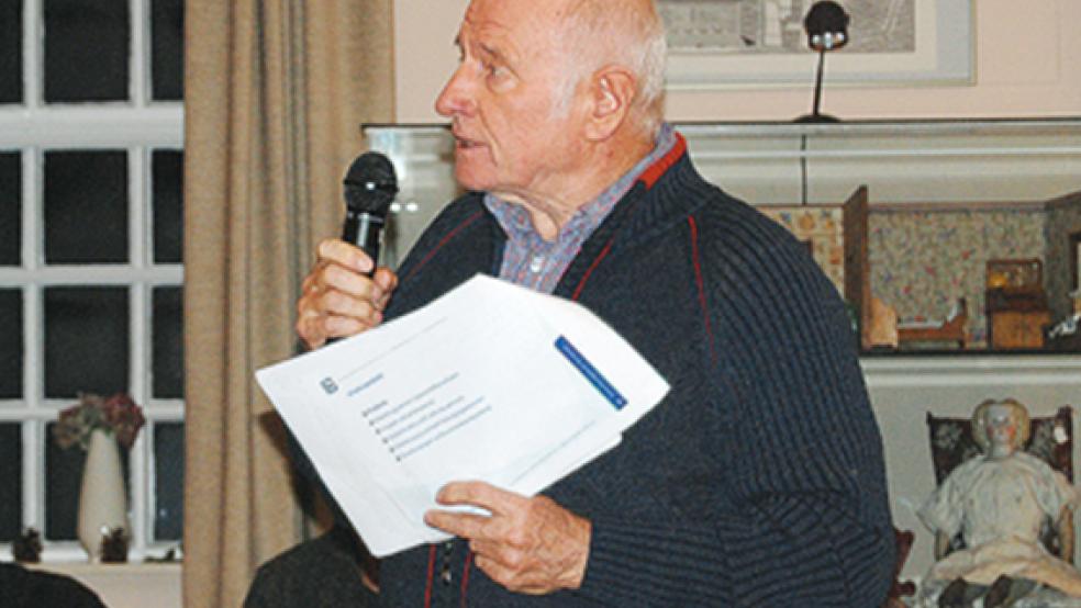 Dieter Weber (UWG) übt Kritik am vorgestellten Straßensanierungskonzept. Der Ratsherr sieht Handlungsbedarf.  © Foto: RZ-Archiv