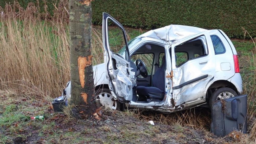 Der 81-Jährige wurde mit einem Rettungshubschrauber in eine Klinik gebracht. © Foto: Kesting (Feuerwehr Riepe)