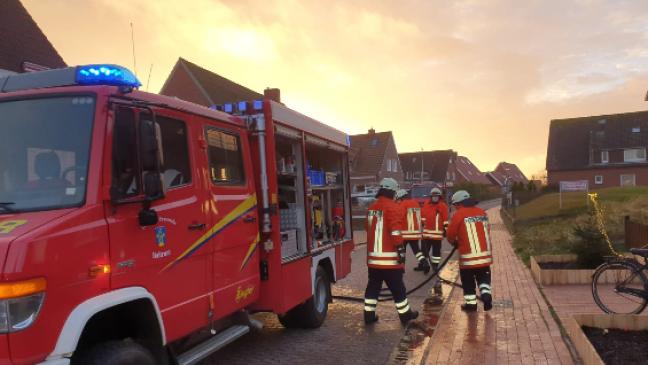 Feuerwehr rettet bewusstlosen Mann