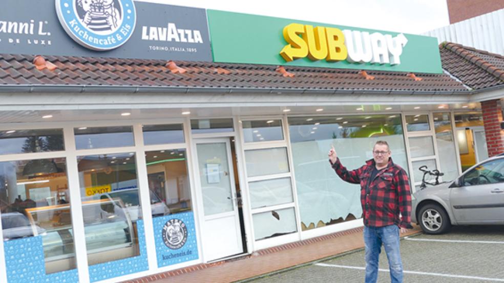 »Aufgeben ist keine Option«, sagt Martin Kruse, der in seiner Auricher »Subway«-Filiale mit einigen Besonderheiten aufwarten kann.  © Foto: Jürgens