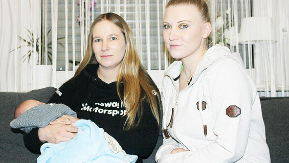 Adela Mezeiova (rechts) hat über Facebook um Unterstützung für ihre Freundin Christina Santjer-Luitjens aus Stapelmoorerheide gebeten, die kürzlich innerhalb weniger Wochen Ehefrau, Mutter und Witwe wurde. © Foto: Berents