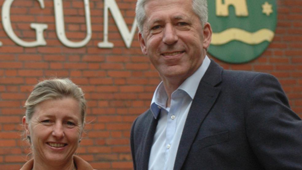 Die Ratsfraktion »Jemgum 21« besteht aus Carola Bergmans und Walter Eberlei, beide laden jetzt zu Online-Infoabenden zu kommunalpolitischen Themen ein. © Foto: Archiv