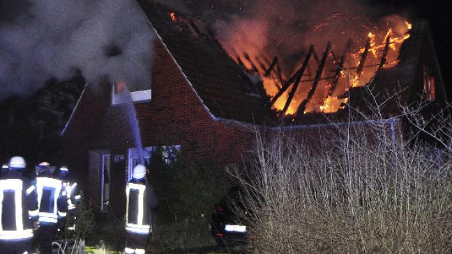 Mann stirbt bei Wohnhaus-Brand