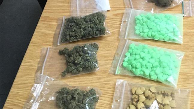 Ecstasy-Pillen  in Koffer gefunden