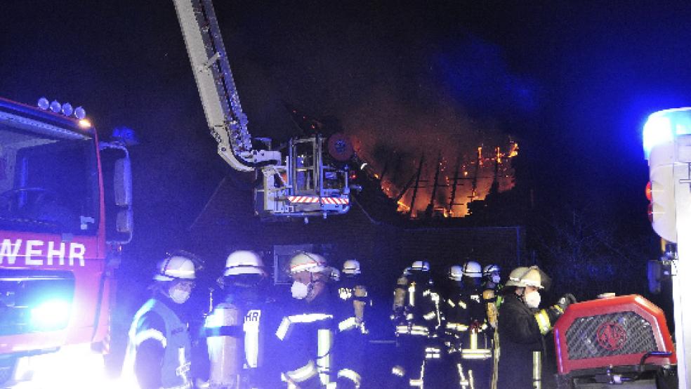 Die Polizei geht davon aus, dass das Feuer in dem Wohnhaus in Vellage entweder durch einen technischen Defekt oder durch Fahrlässigkeit des verstorbenen Hausbewohners entstanden ist. © Foto: Wolters