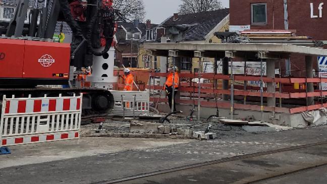 Bahnübergang bis Mitte April für Kfz-Verkehr gesperrt