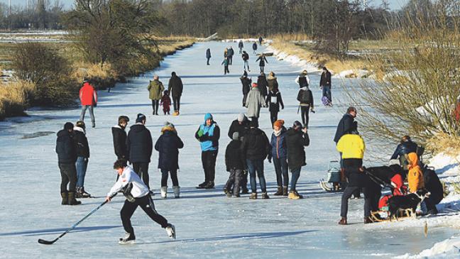 Der Eisregen fiel dann auf eine gestreute Fahrbahn