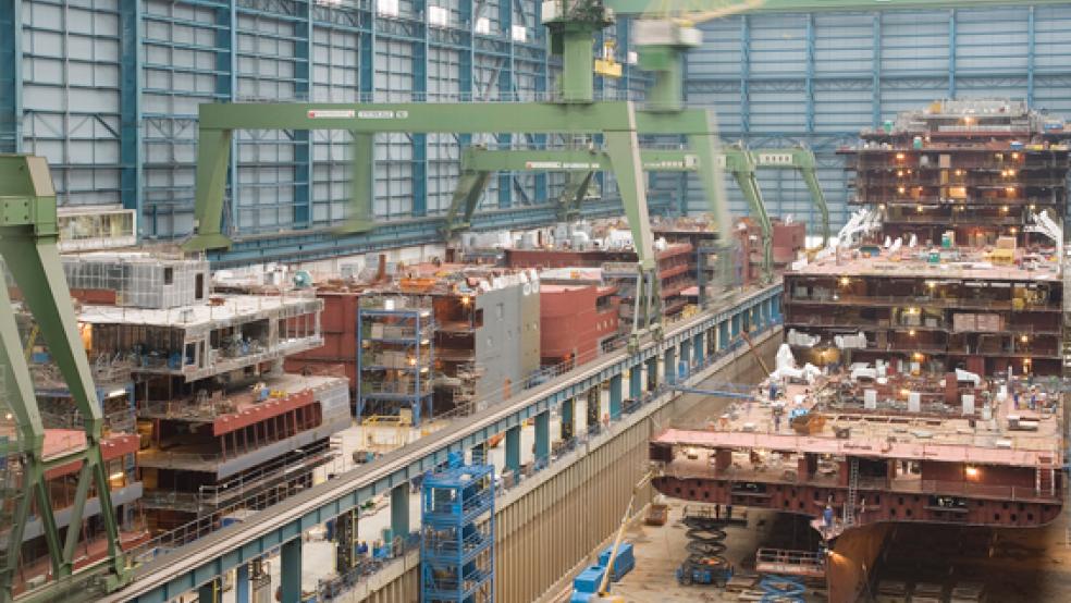 Massive Um- und Abbau-Einschnitte befürchtet der Betriebsrat der Meyer Werft nach neuen Verhandlungsrunden.<br />  © Archivbild: Meyer Werft
