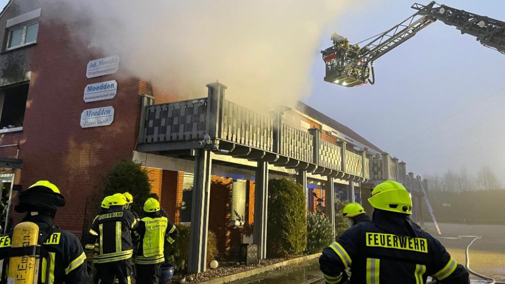 In der Gutshofstraße in Papenburg brannte heute Morgen eine Wohnung. © Foto: Feuerwehr Papenburg