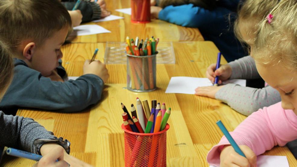 Der Inzidenzwert liegt im Landkreis Leer mit 117 deutlich über der Grenze von 100, damit gilt für die Kindergärten ab heute erst einmal wieder Notbetrieb.  © Symbofloto: Pixabsay