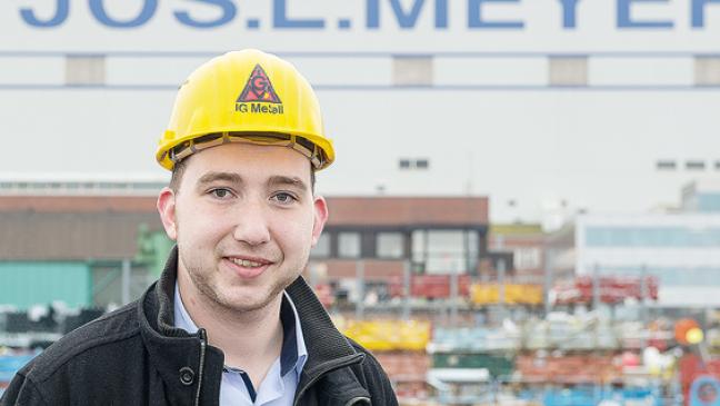 Bloem kritisiert volle Bullis