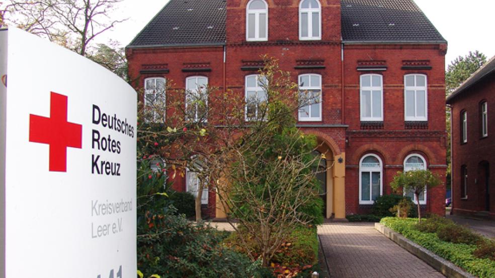 Der Leeraner Kreisverband des DRK betreibt eine Rettungschule, wo angehende Sanitärer ausgebildet werden. Corona-bedingt findet der Unterricht momentan online statt.  © Archivfoto: Boelmann