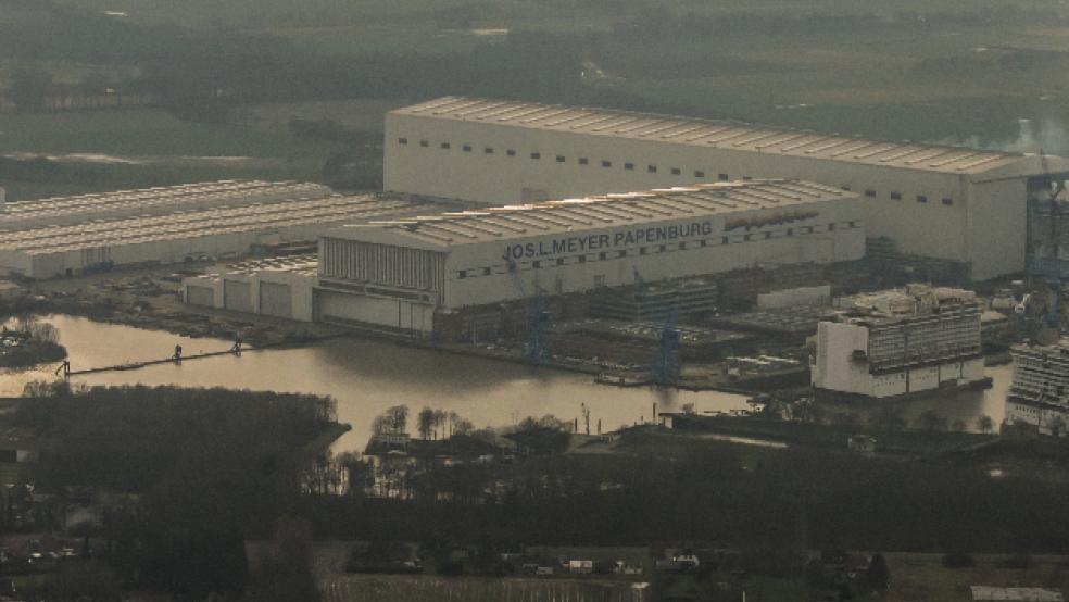 Auf der Papenburger Meyer Werft wird die Produktion doch nicht zwei Wochen komplett eingestellt. © Rz-Archiv